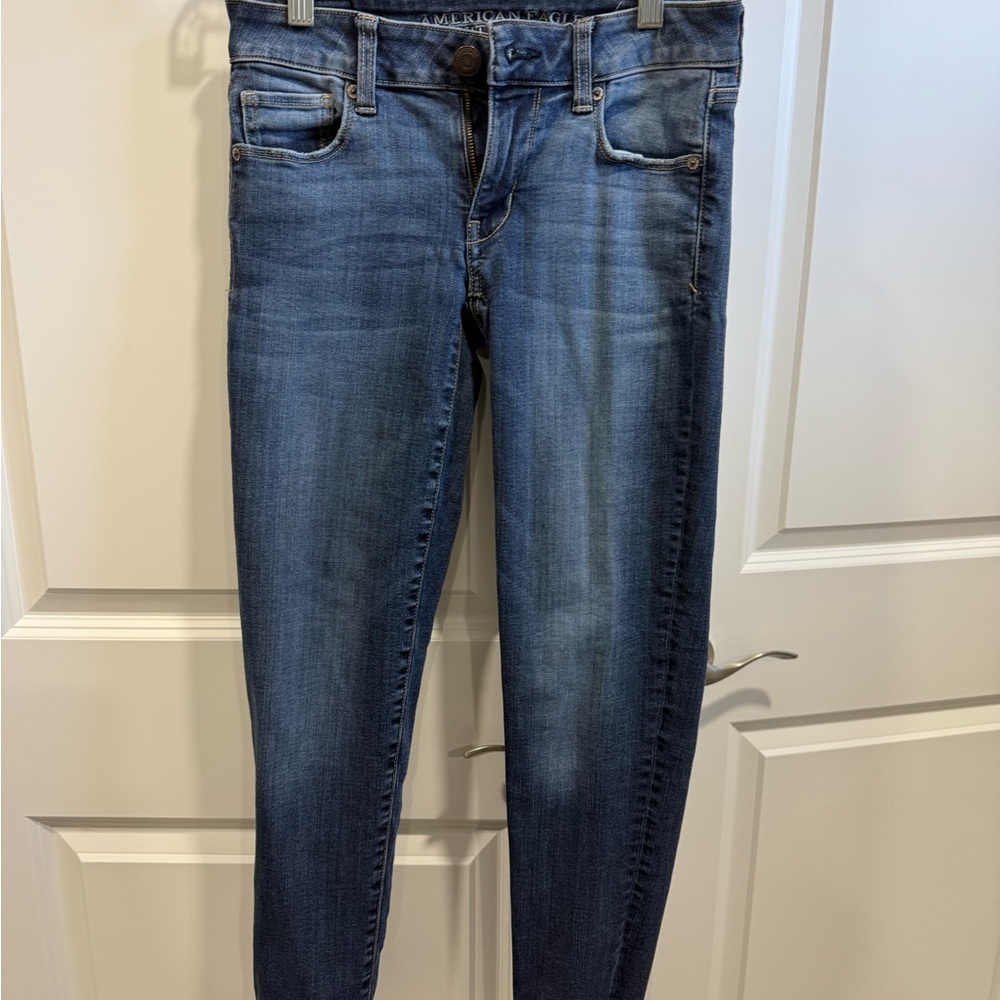 American Eagle Outfitters Women's Dark Blue Skinny Short Jeans